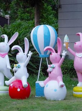 户外卡通兔子座椅玻璃钢雕塑商场店铺幼儿园美陈网红打卡拍照摆件