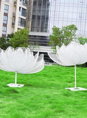 不锈钢大提琴钢琴白马拉花车雕塑售楼部婚纱摄影音符荷花道具摆件