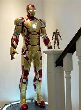 大型钢铁侠雕塑玻璃钢漫威发光MK模型电影院客厅车库门神摆件