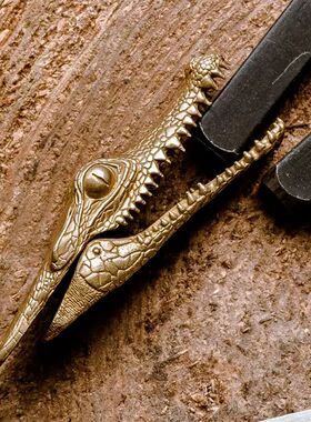 美式新款黄铜鳄鱼吊坠复古项链