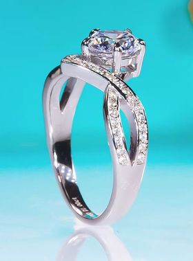 V形扭臂六爪加冕交叉戒指