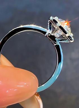 PT950纯铂金镶嵌美国进口D色莫桑石莲花求婚戒指奢华大气女款高级