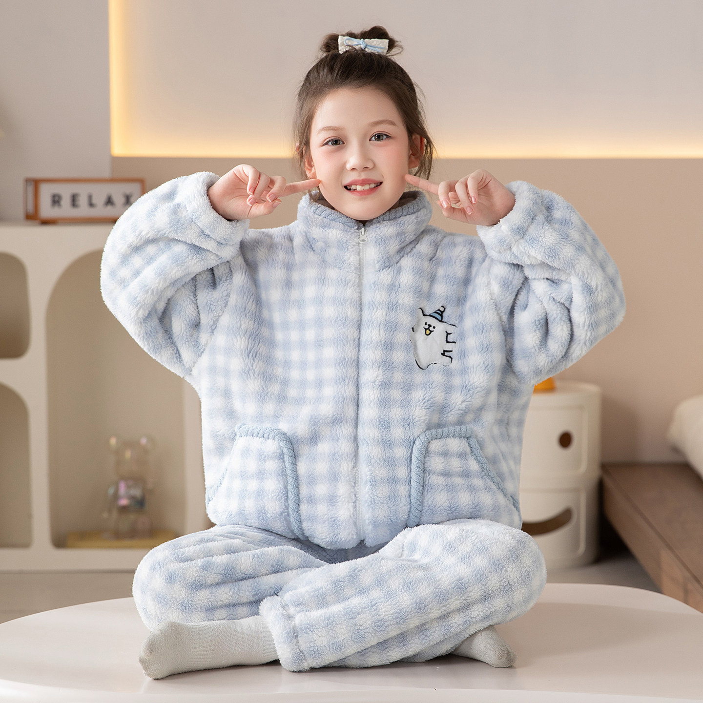 女童秋冬加绒法兰绒保暖睡衣套装