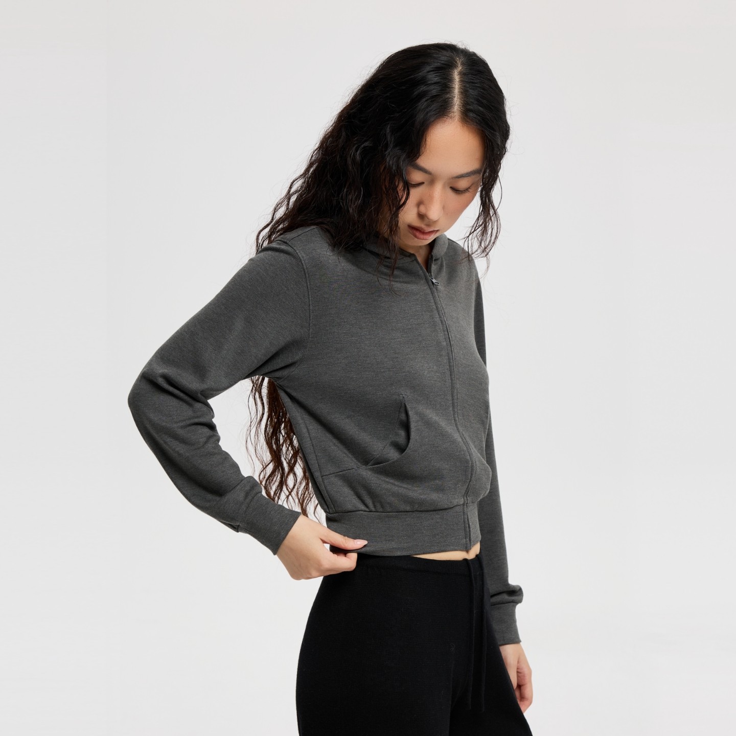 oneup兔毛修身短款连帽卫衣外套女秋季美式健身上衣瑜伽拉链开衫,淘宝优惠券,粉丝福利购,淘宝优惠卷