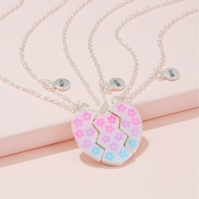 蝴蝶渐变色三人闺蜜项链磁吸拼接友谊高颜值儿童套装挂件毕业礼物