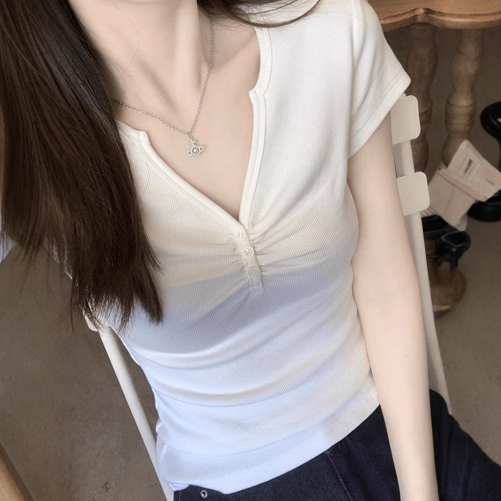 独特超好看白色正肩短袖t恤女夏季穿搭设计感修身显瘦短款v领上衣 - 图3