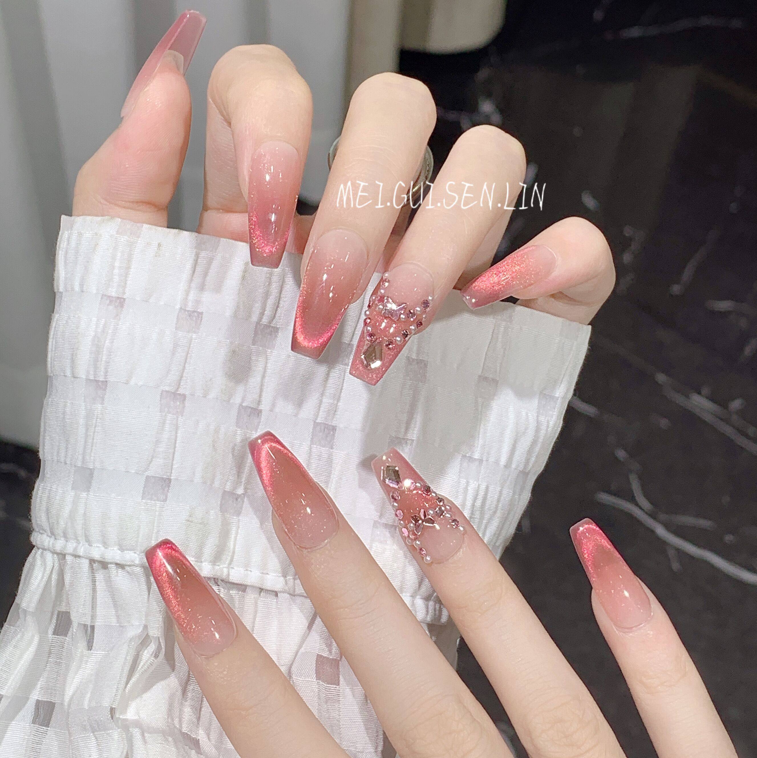 【玫瑰森林】彩糖猫眼蜜桃渐变纯欲秋冬手工新年穿戴甲温柔,淘宝优惠券,粉丝福利购,淘宝优惠卷