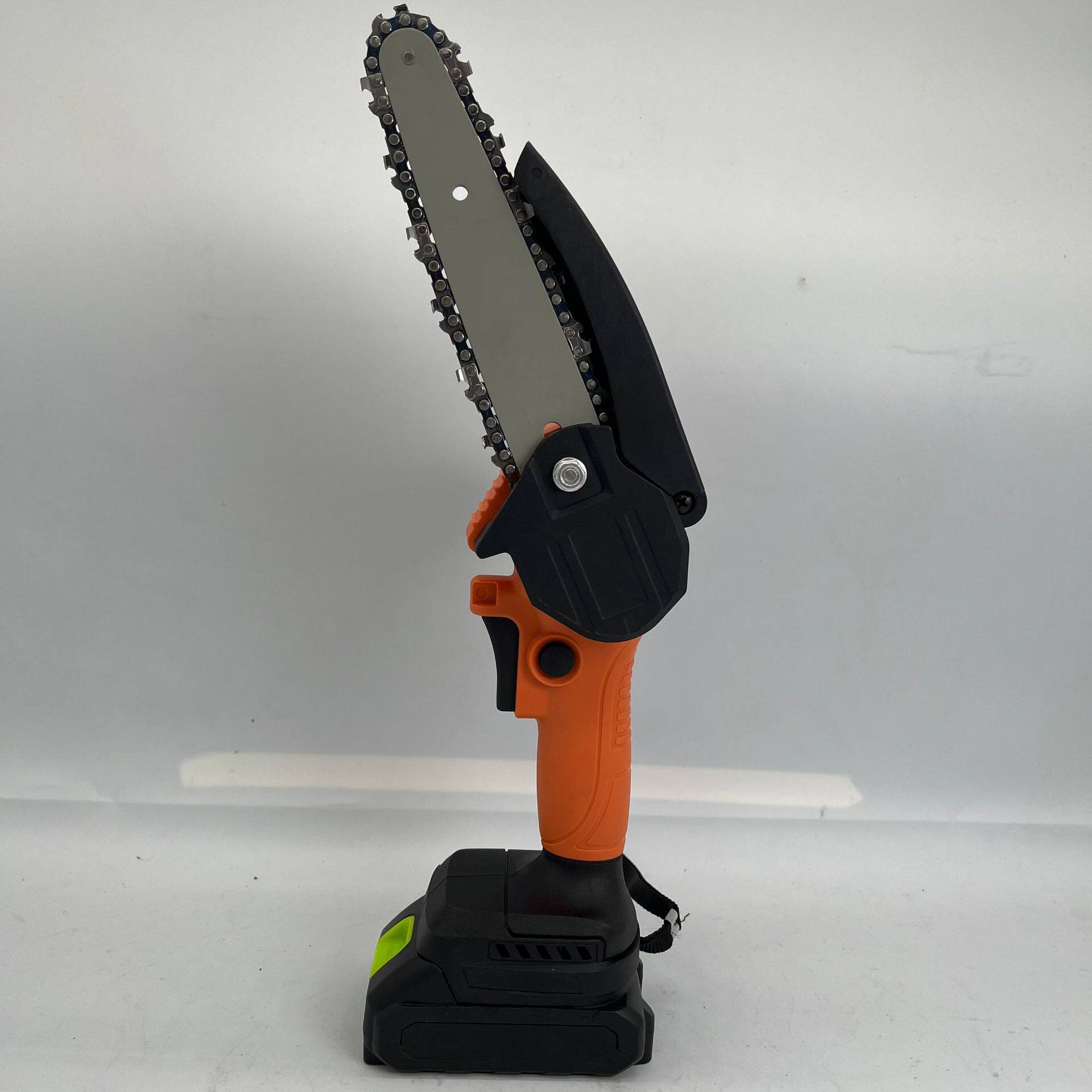 迷你电链锯强磁电机充电伐木修枝锂电工具家用电动锯小型手持电锯