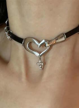 千禧辣妹风项链爱心十字架皮质