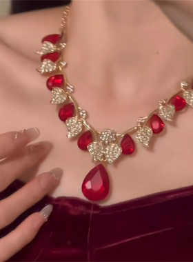 重工红色锆石项链耳环套装女