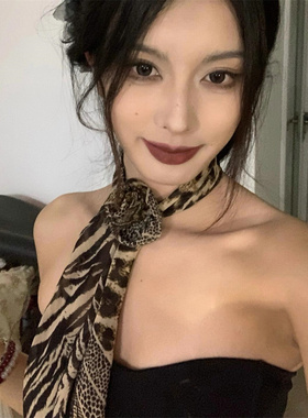 美式复古豹纹玫瑰花丝巾女
