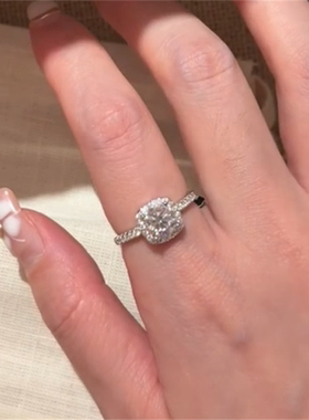 爆闪满钻方糖戒指女款