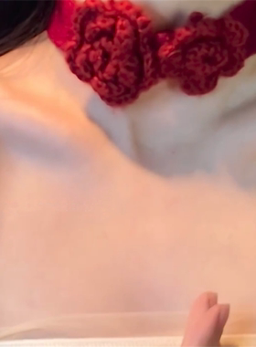 秋冬氛围感红色针织花朵颈链