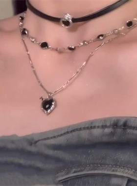 黑色爱心多层项链女款
