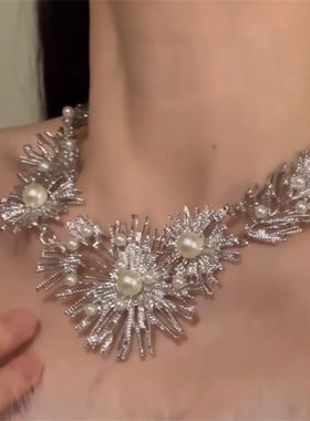 欧美夸张银色花朵珍珠项链女礼服