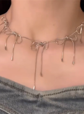银色芭蕾蝴蝶结流苏项链女气质