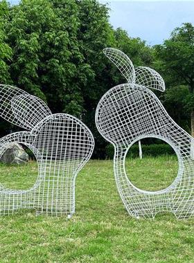 园林景观铁艺镂空兔子雕塑小区地产草坪装饰品抽象不锈钢动物摆件