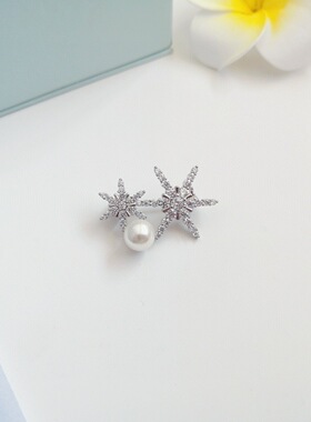 HF何家优雅雪花胸针925银轻奢