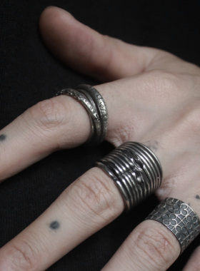 MOUNTMESU 錾刻肌理戒指-Ring GatePatternUnite