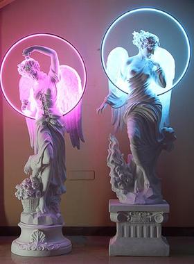 酒吧发光四季天使装饰摆件大型玻璃钢雕塑招财网红打卡景观石膏像