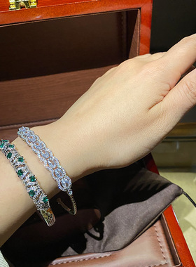 JUACC时尚女铜镀白金镶嵌锆石