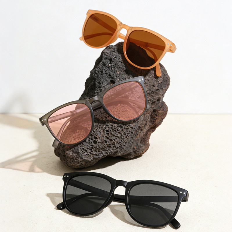 mikibobo时尚墨镜2026新款UV400太阳镜经典防紫外线出游遮阳镜B