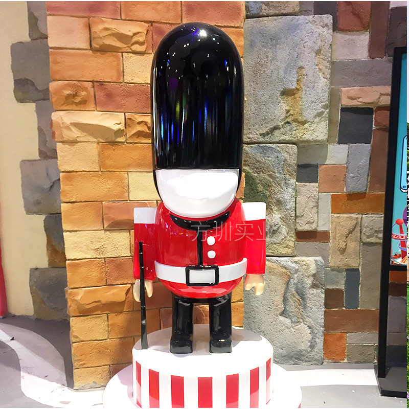 方圳彩绘树脂工艺品立体雕塑商场酒店门卫胡桃夹子模型摆件定制 - 图1