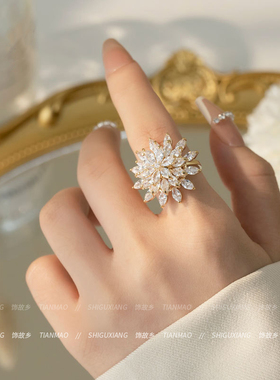 可旋转花朵戒指女小众设计