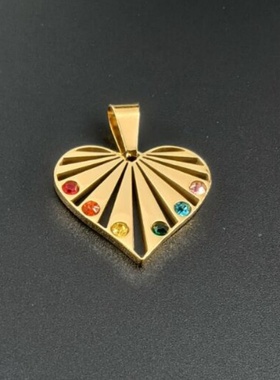 不锈钢爱心生辰石吊坠激光切割镂空心形可刻字情侣饰品配饰