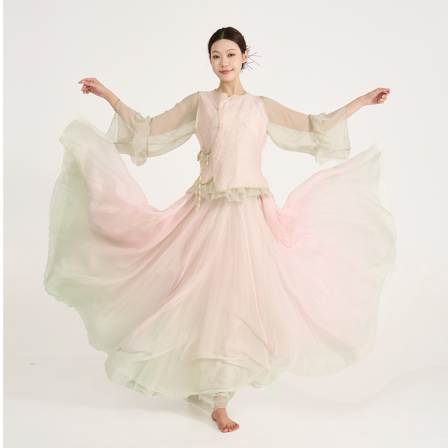 新中式古典舞蹈服女喇叭袖上衣纱衣飘逸古风秋冬马甲新款演出服装,淘宝优惠券,粉丝福利购,淘宝优惠卷