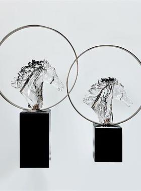 骏马高端透明树脂玄关摆件高级感电视柜样板房客厅软装创意工艺品