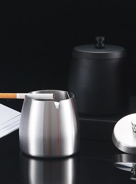 创意不锈钢带盖烟灰缸加厚防风