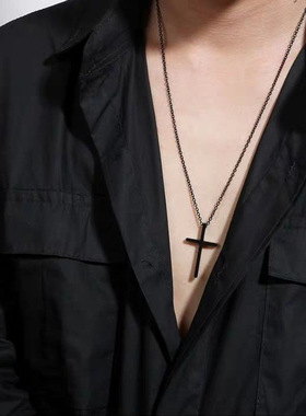 潮男黑色十字架项链欧美嘻哈