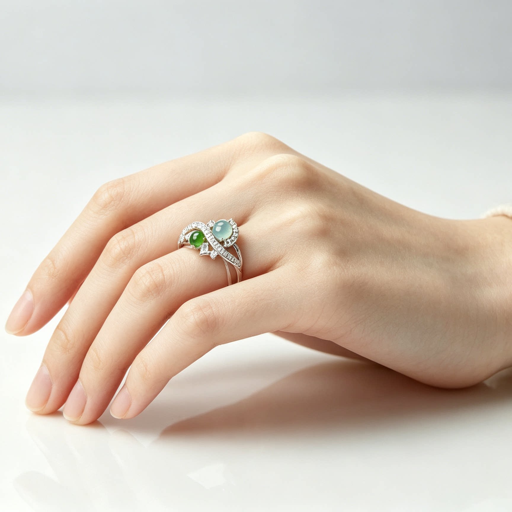 Original non-replica ice-moistened light luxury jewelry
