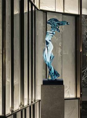 酒店大堂售楼处玄关雕塑艺术品落地透明树脂摆件高档客厅家居饰品