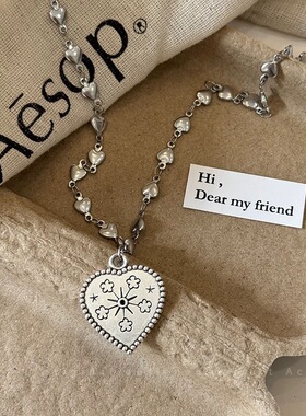 EmoPluto「山茶撞奶」ins复古桃心花朵项链爱心可爱奶白锁骨链