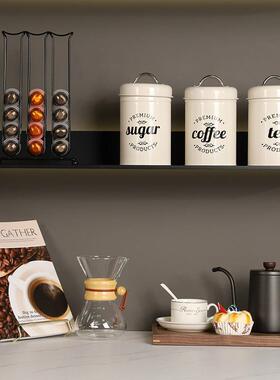 样板房间客厅水吧台橱窗柜玻璃储物罐摩卡壶咖啡豆软装陈列摆件