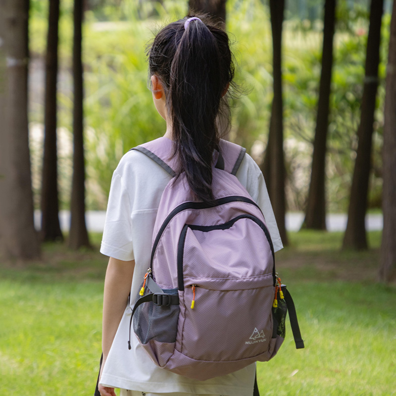 儿童超轻背包小学生户外出游轻便软书包可折叠女孩外出旅游一年级 - 图1