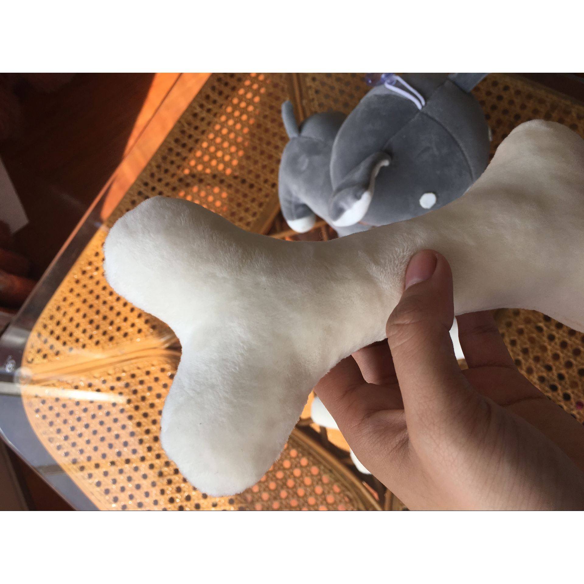 光棍节毛绒玩具小礼物骨头玩偶仿真单身狗狗粮啃咬创意玩偶抱枕