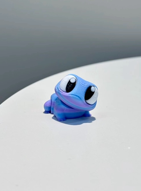 可爱守宫蛙桌面摆件关节可动青蛙玩偶客厅装饰品创意车载工位摆件