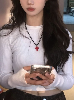 暗黑哥特风红色十字架爱心吊坠项链女小众时尚朋克亚文化锁骨链潮