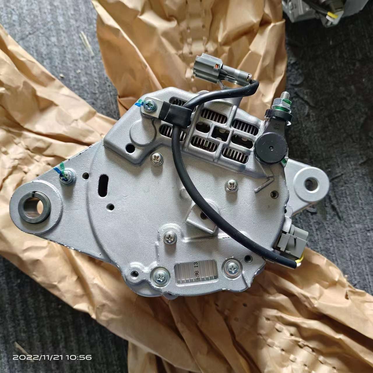 五十铃发电机A4TU9586.898341-3950.五十铃6WG1发电机.五十铃原装-图1