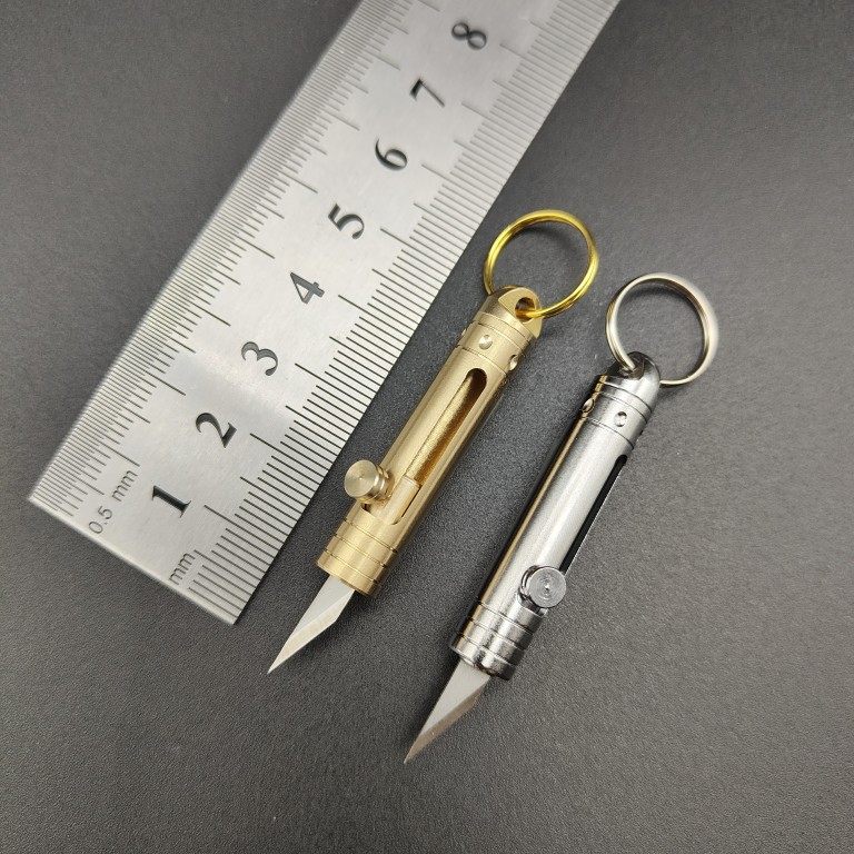 新款黄铜迷你推拉小刀高档便携式拆快递钥匙扣美工刀户外防身利器 - 图0