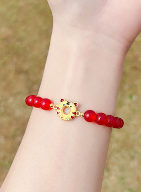 2022本命年仿和田白玉沙金小老虎铃铛手链高级温柔显白串珠手串