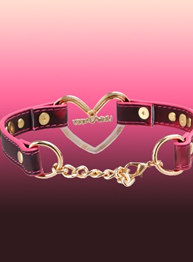 亚文化暗黑风爱心铆钉项圈粉色爱心choker辣妹氛围感颈链