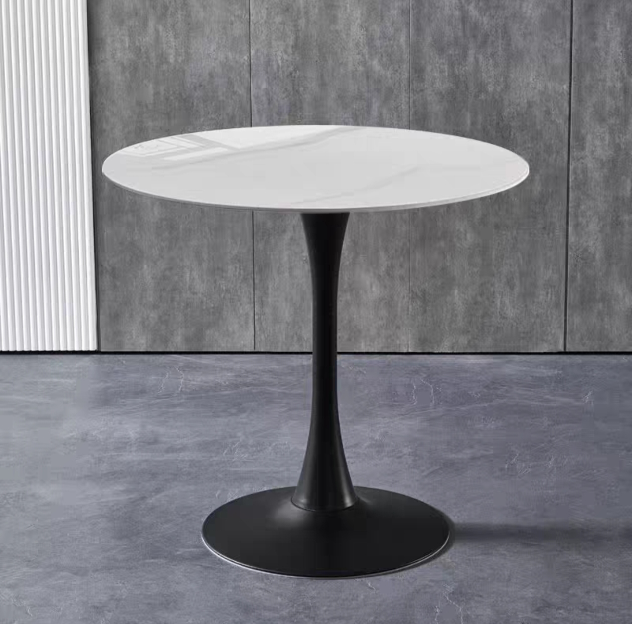 Hotel room B&B home small apartment commercial table