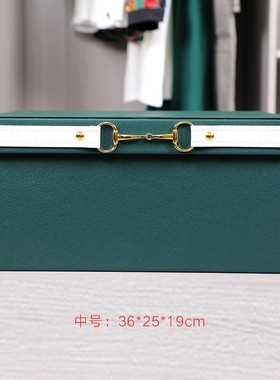 样板房间衣柜收纳箱衣帽间收纳盒皮质整理箱收纳盒收纳箱摆件软装