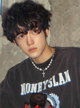 十字架项链男潮牌百搭简约设计感