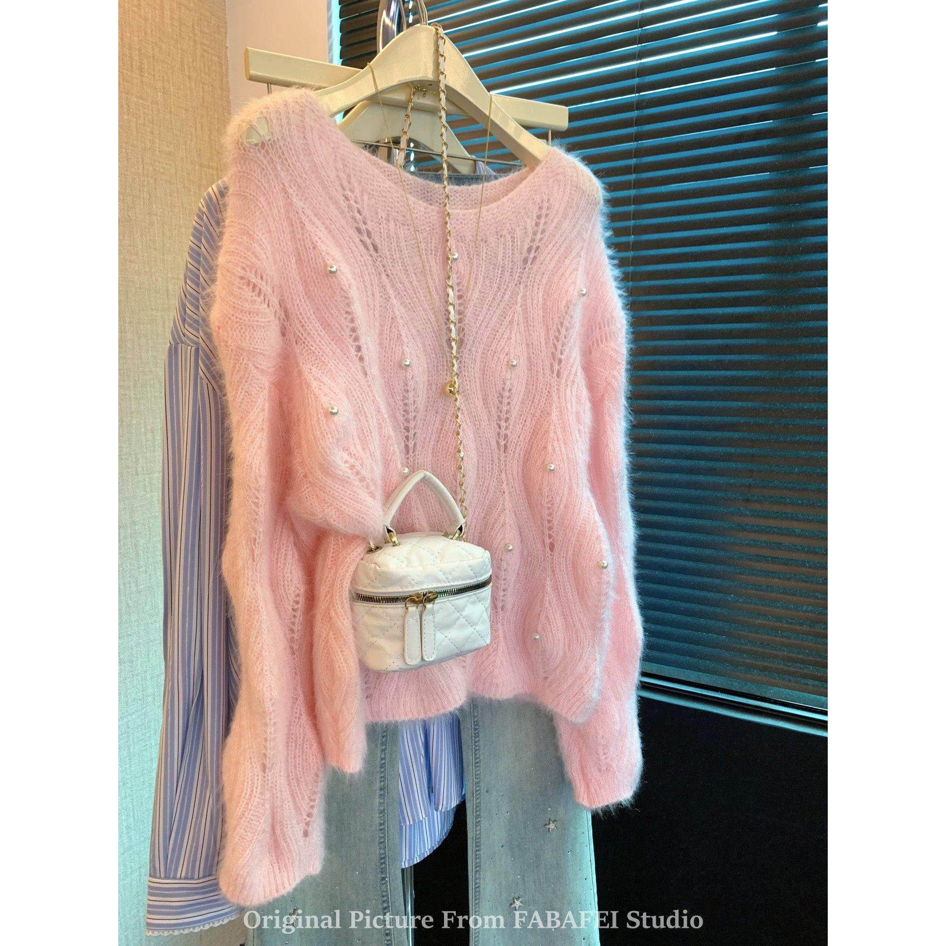 法国Rixo Rane 软糯奶呼呼钉珠蓝色毛衣女秋冬设计感镂空针织毛衫,淘宝优惠券,粉丝福利购,淘宝优惠卷