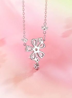 2025新款粉色花朵锁骨链小众范琪设计轻奢潮流桃花系列饰品绽放